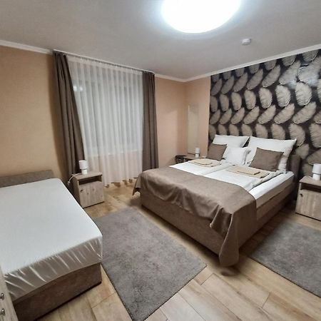 Ilona Apartman Jula Exterior foto