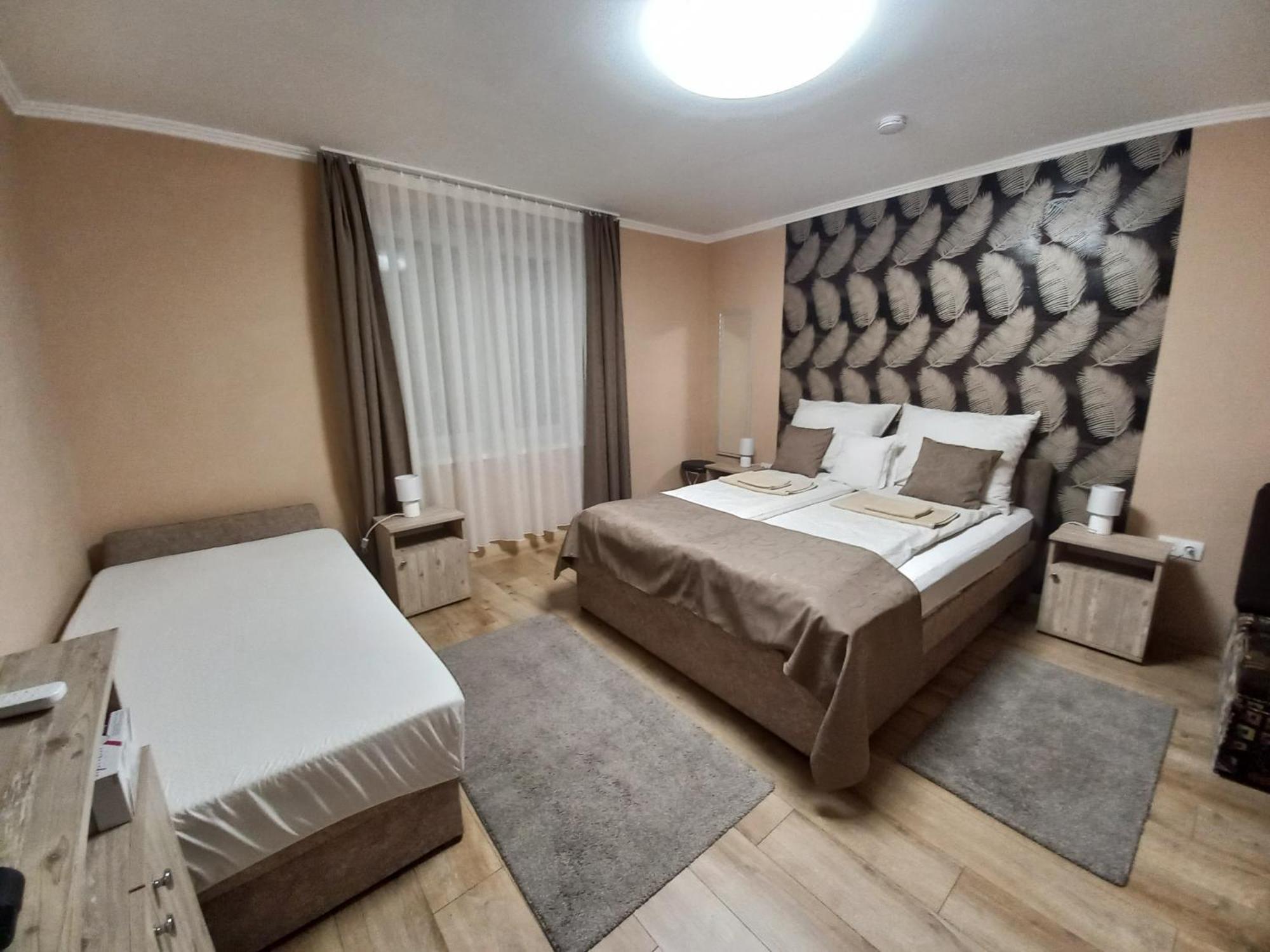 Ilona Apartman Jula Exterior foto